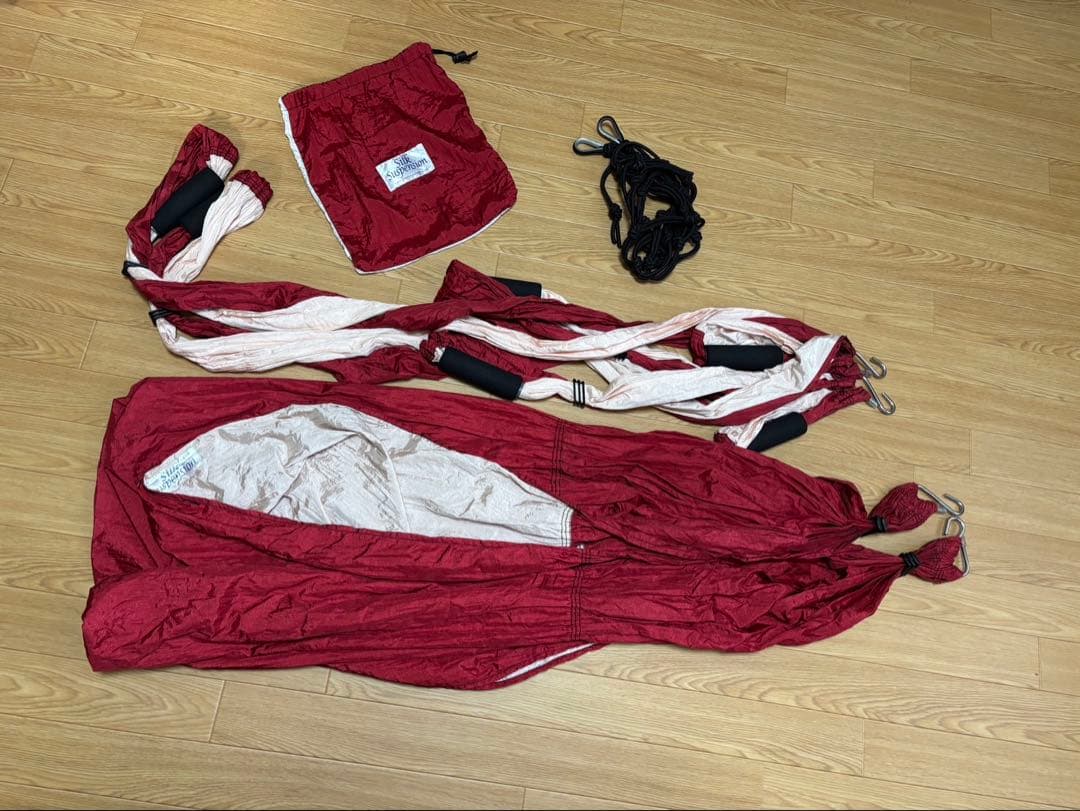 シルクサスペンション　レッド　エクササイズ用ハンモック