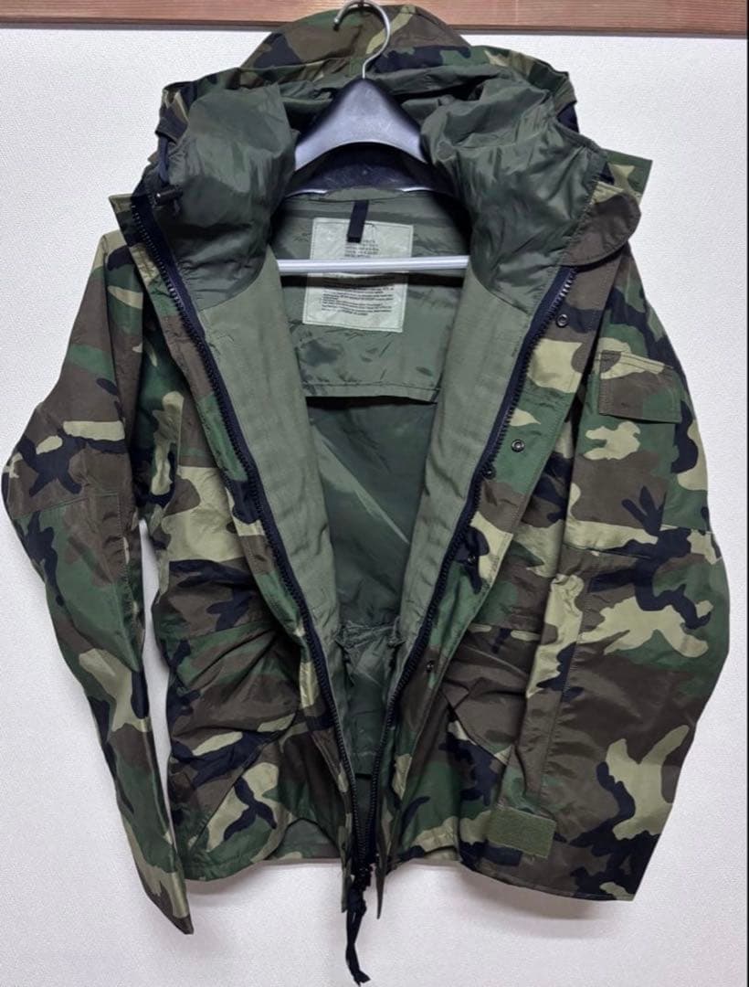 米軍実物 ECWCS Gen1 ゴアテックス パーカー ウッドランドカモ S-S