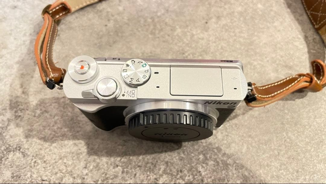 ニコン NIKON 1 J5 ダブルレンズキット+望遠ズーム+レザージャケット