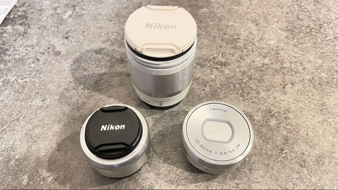 ニコン NIKON 1 J5 ダブルレンズキット+望遠ズーム+レザージャケット