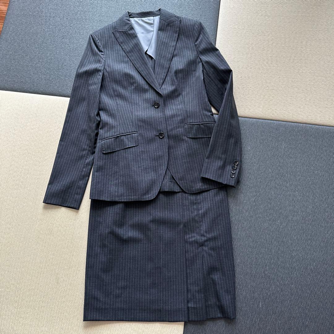 ニューヨーカースーツ　　ウールカシミア混　13号