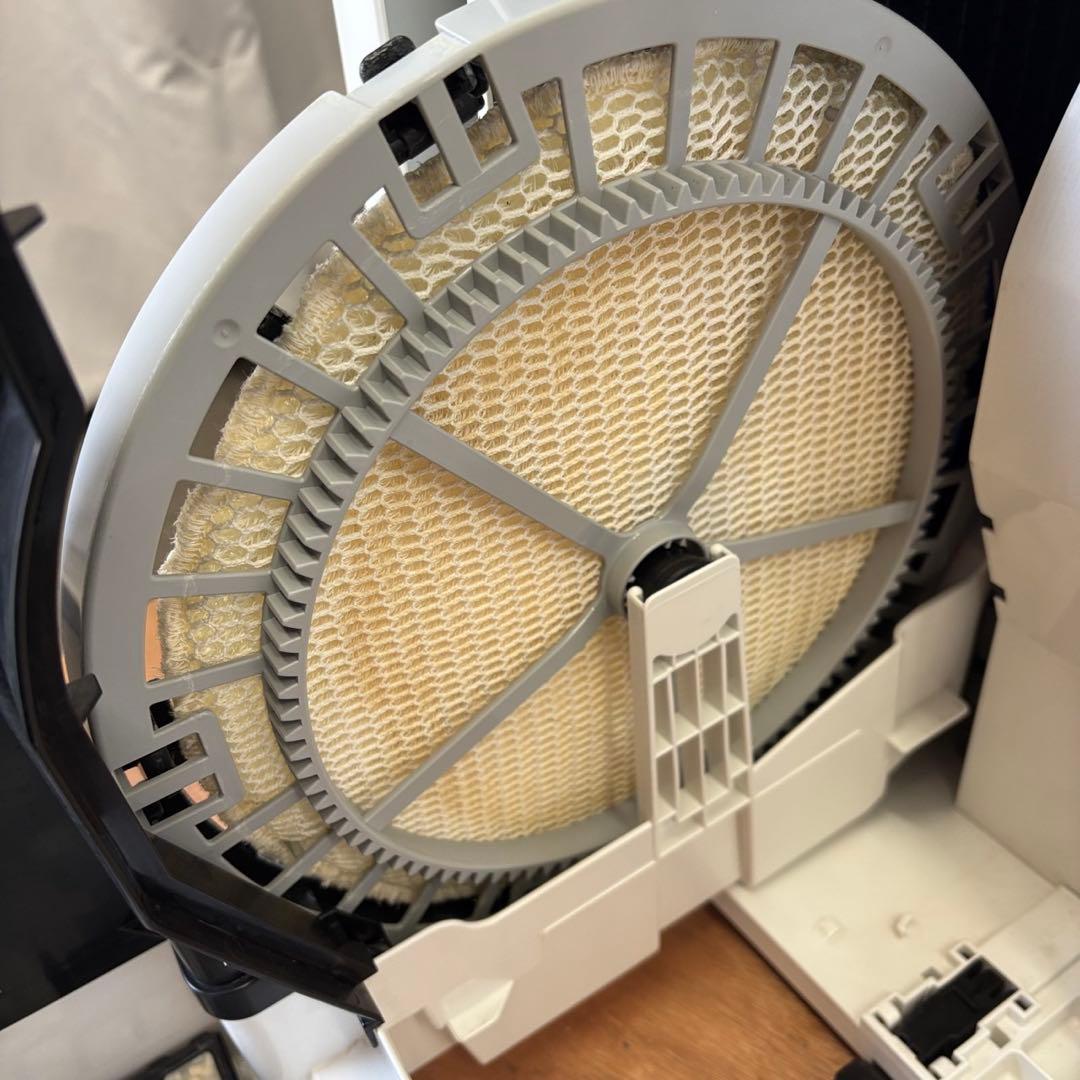 77　加湿空気清浄機　パナソニック　31畳対応　花粉　PM2.5　送料無料