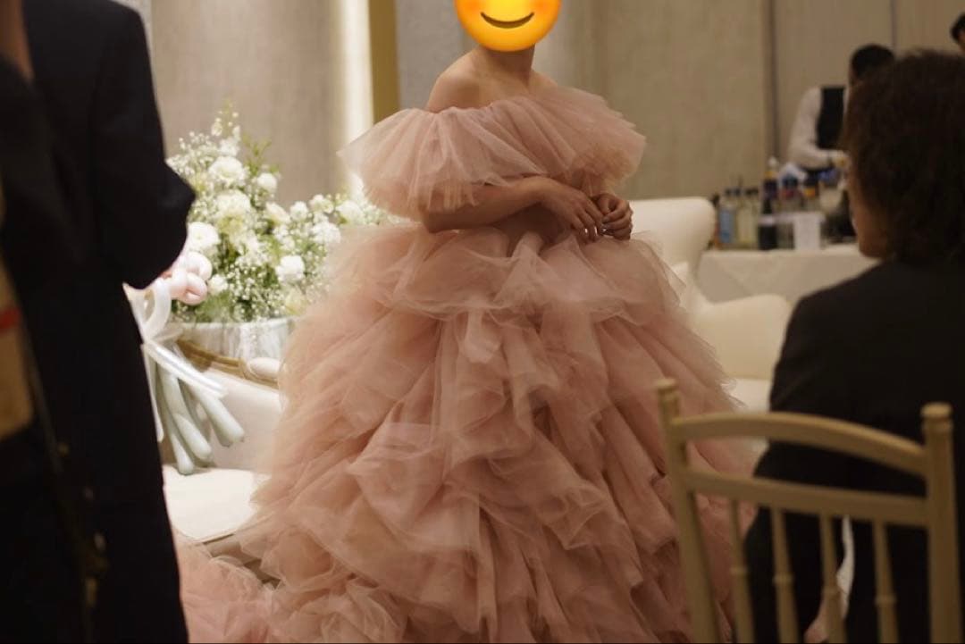 フリルドレス 3ways 取り外しオフショルダー もこもこ　ミリアロンドン風