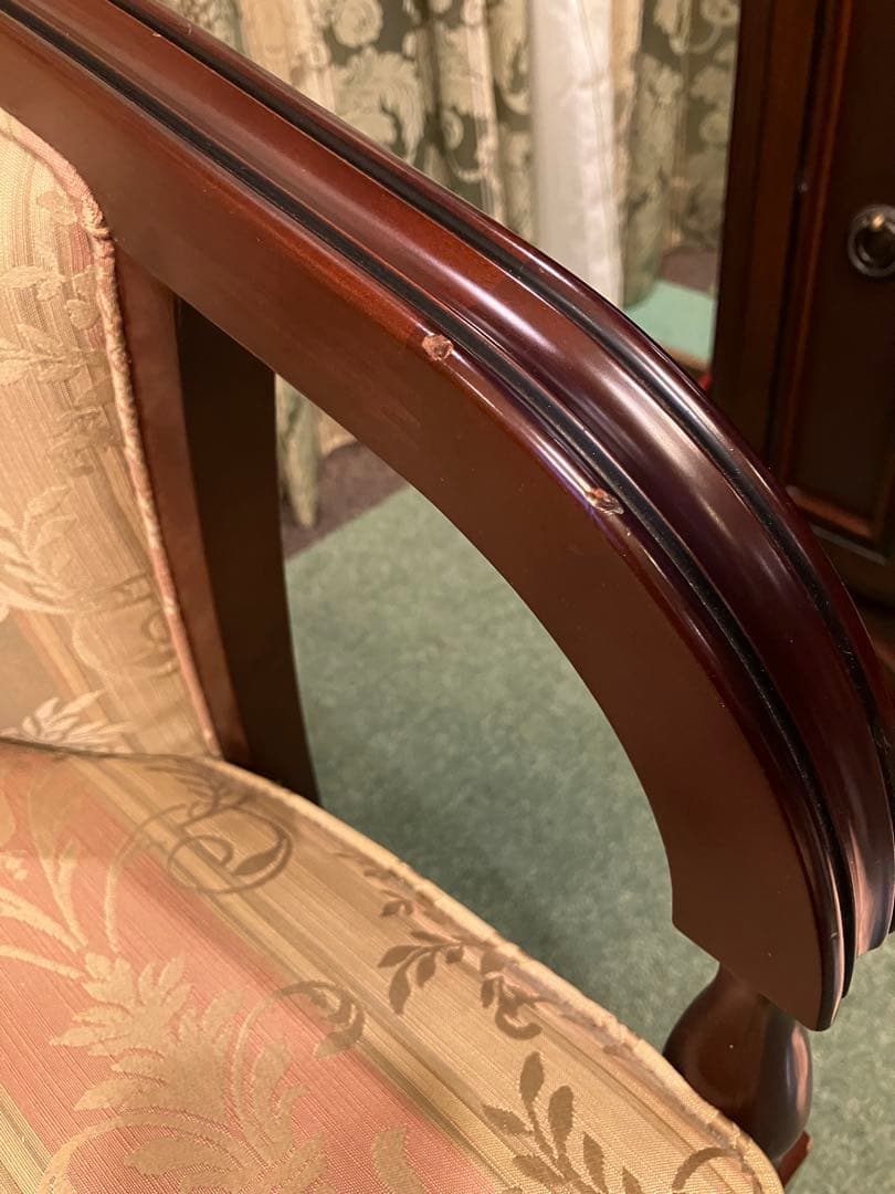 お値下げ　アンティーク　肘掛け　椅子1人掛け　英国風　家具の老舗マルニ　木工製