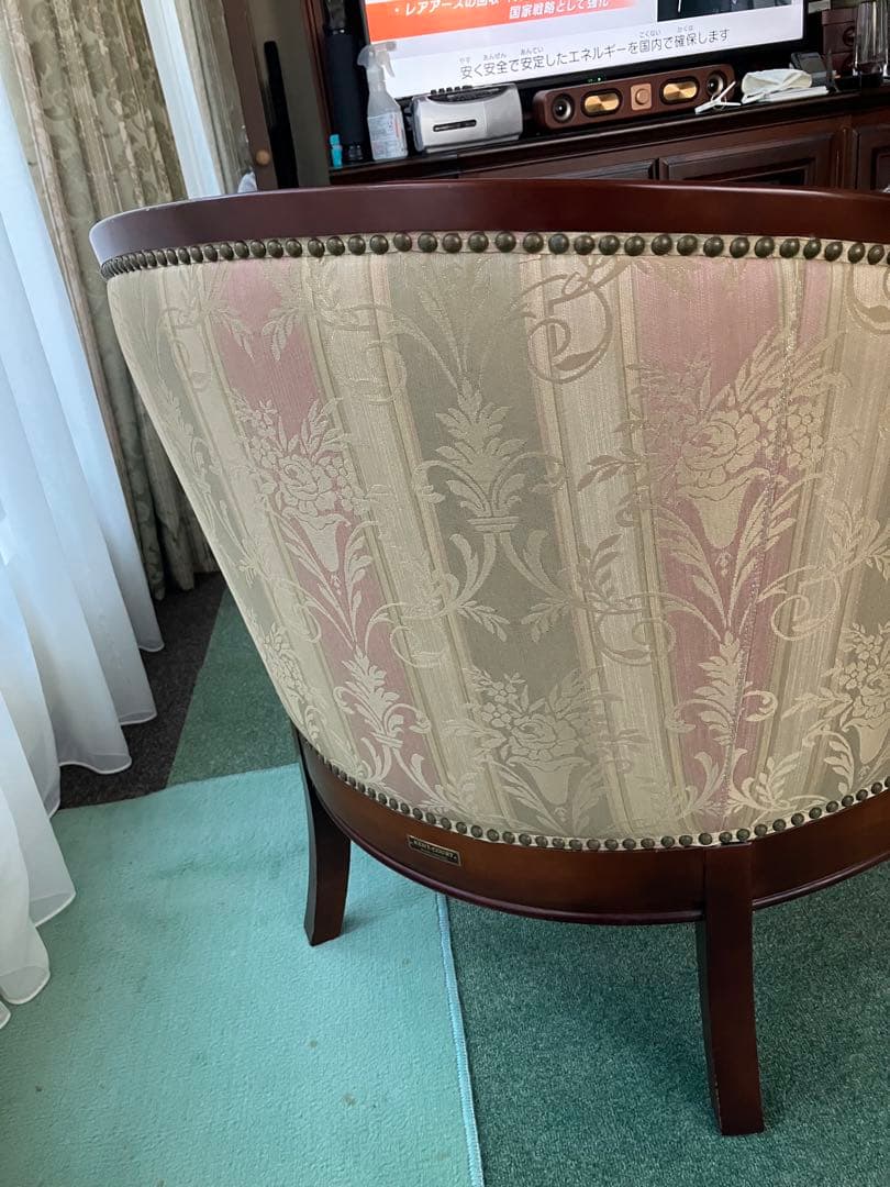 お値下げ　アンティーク　肘掛け　椅子1人掛け　英国風　家具の老舗マルニ　木工製