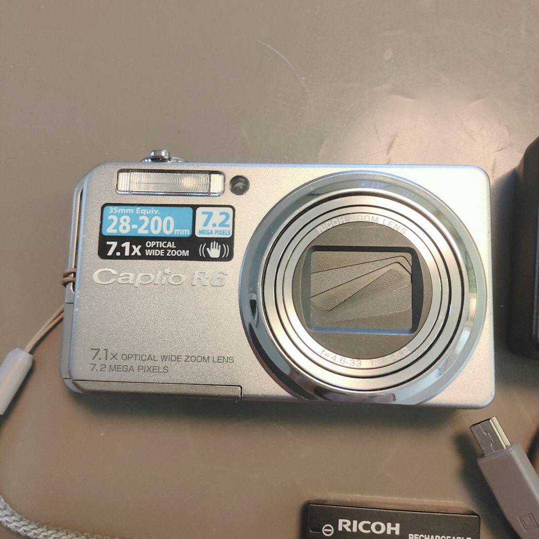 RICOH CAPLIO R6 コンパクトデジタルカメラ シルバー