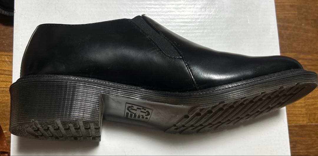 ゆうにゃ〜ん　ドクターマーチン　ROSYNA　厚底レザースリッポン