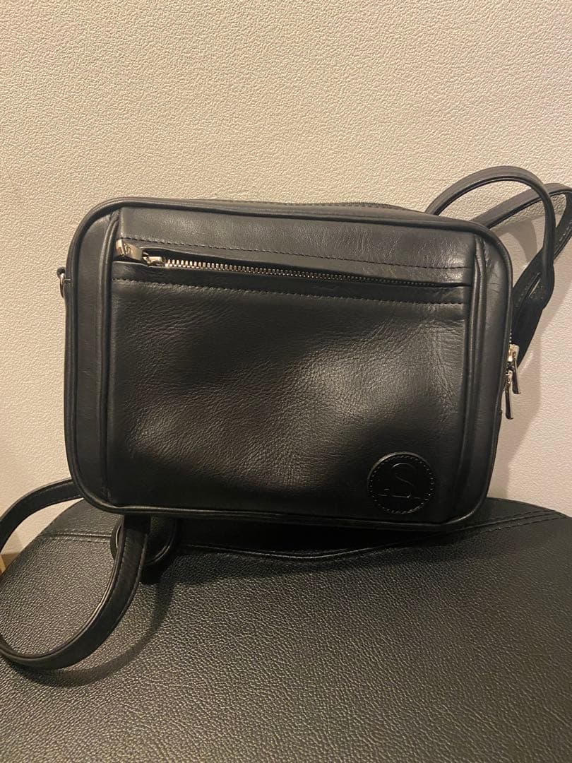 ワイルドスワンズ　ポーキ　ショルダーバック　ボディバック