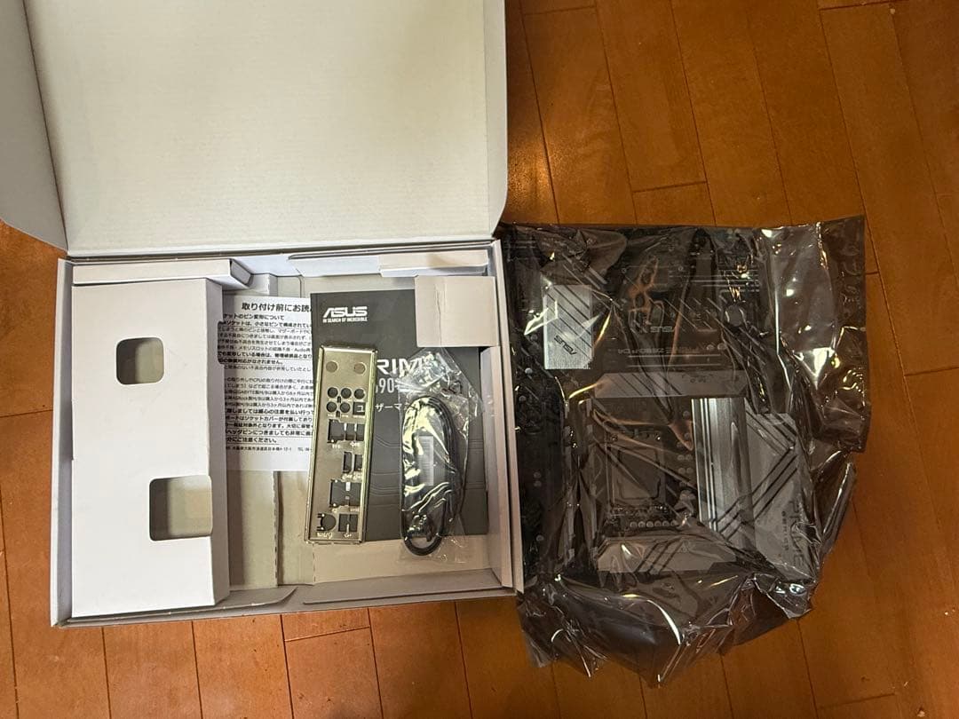 ASUS PRIME Z690-P D4 + i7-13700K + メモリ4枚