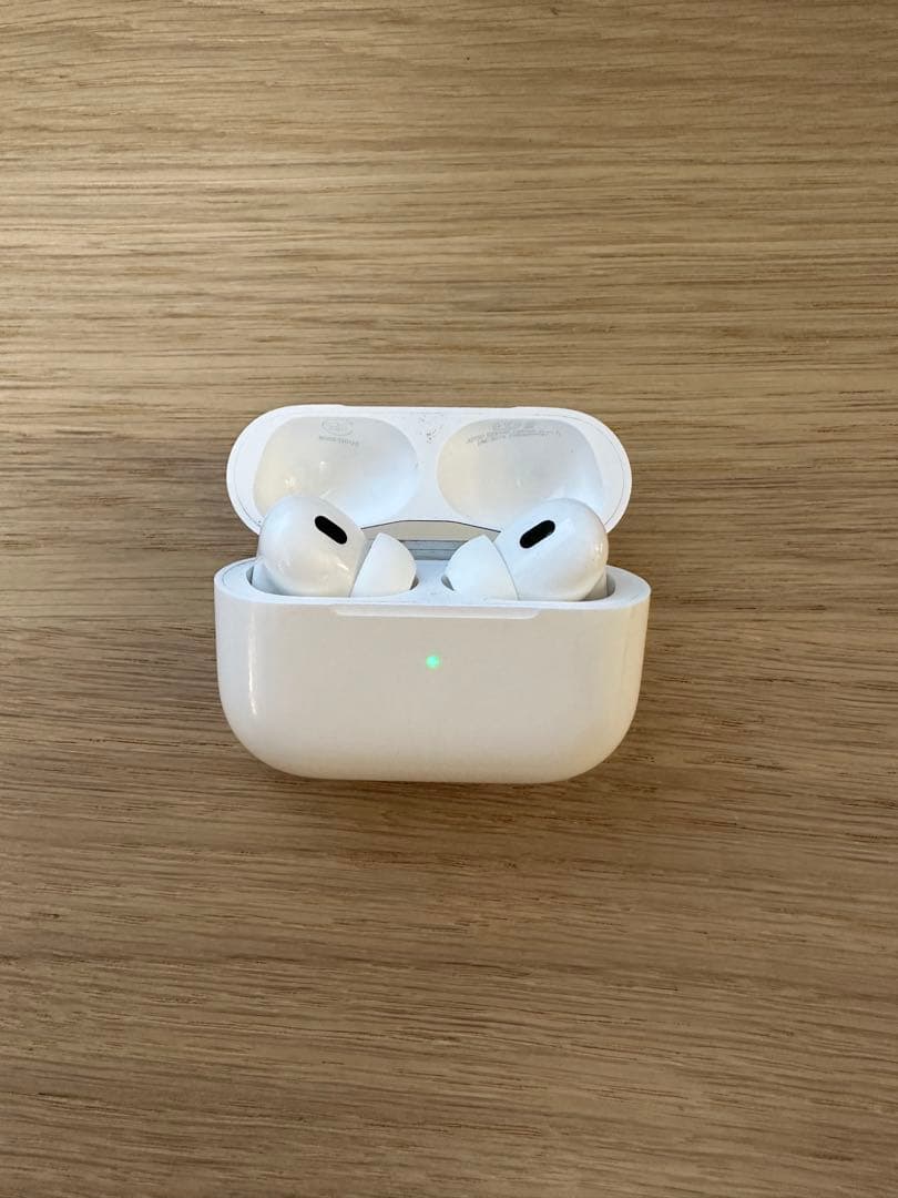 AirPods Pro 2 本体 充電ケース付き ホワイト