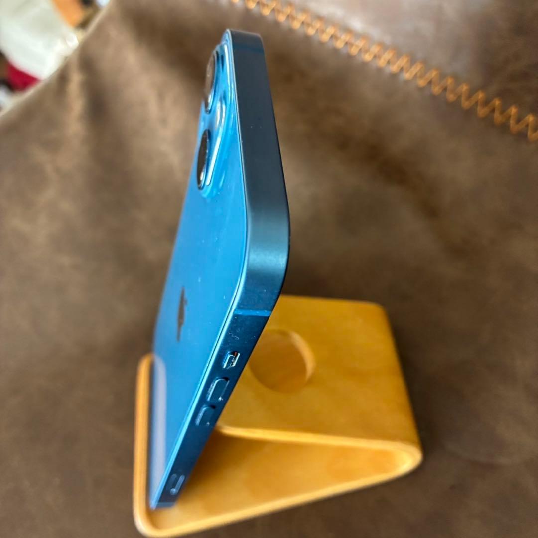 【激レア】激レア　100%電池iPhone13 早い物勝ち！