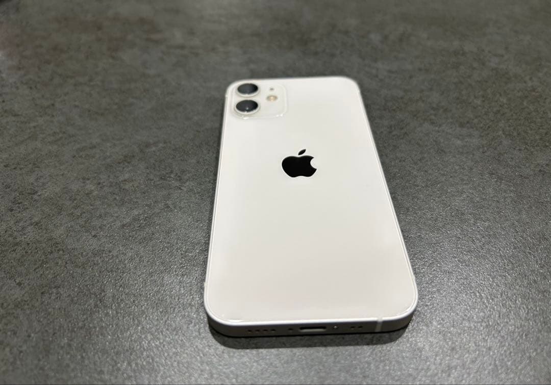 【美品】iPhone 12 mini ホワイト 128 GB SIMフリー