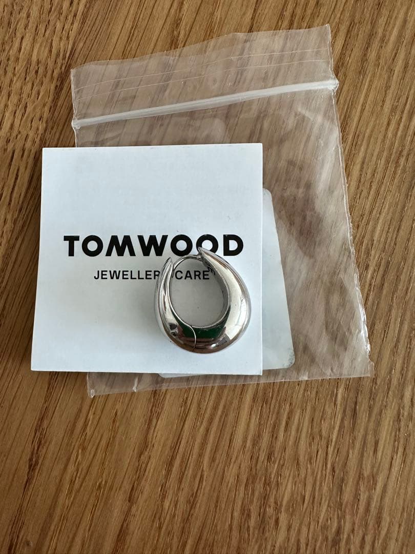 トムウッド　アイスフープ　シルバー　片耳TOMWOOD medium