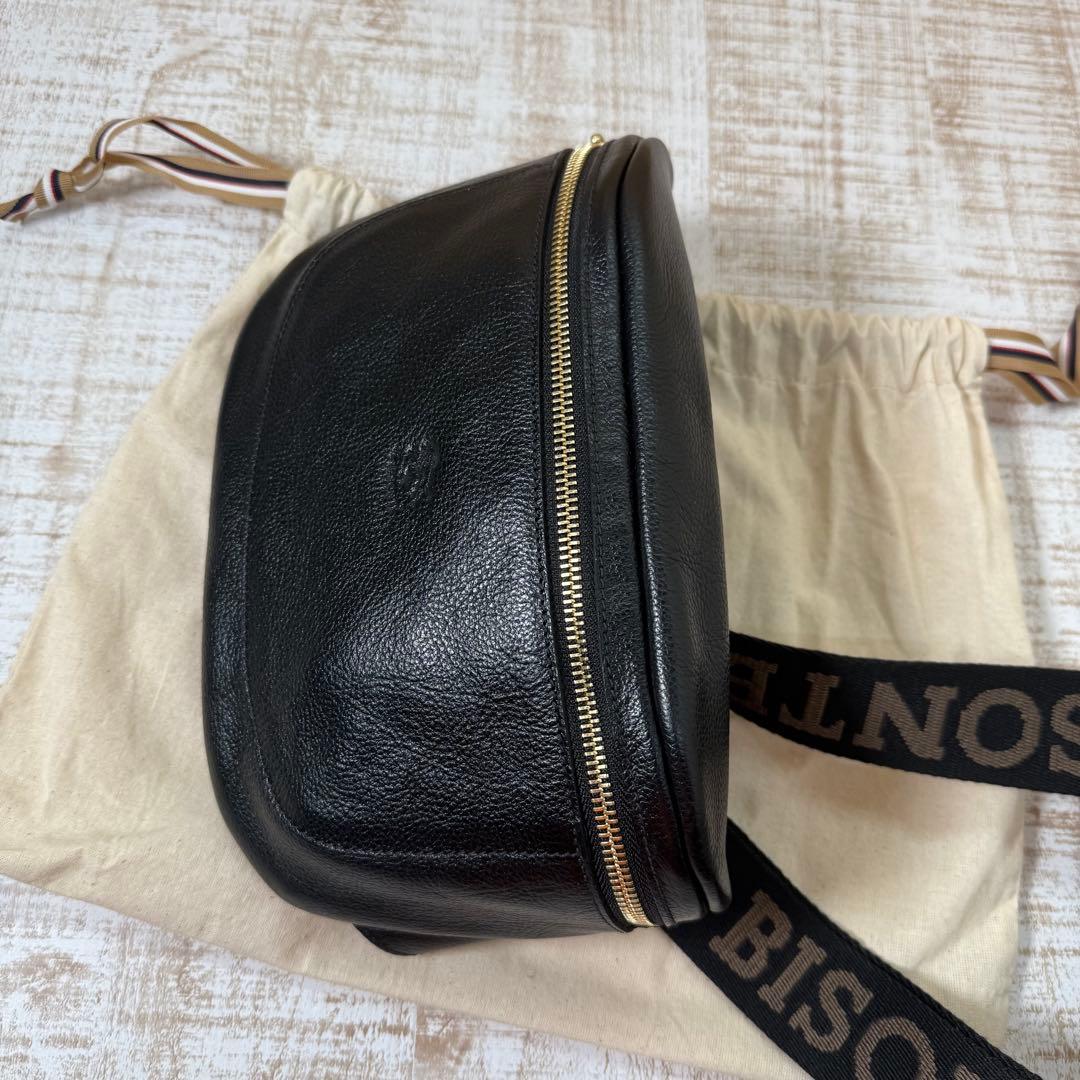 未使用　il bisonte イルビゾンテ　バムバッグ ボディーバッグ