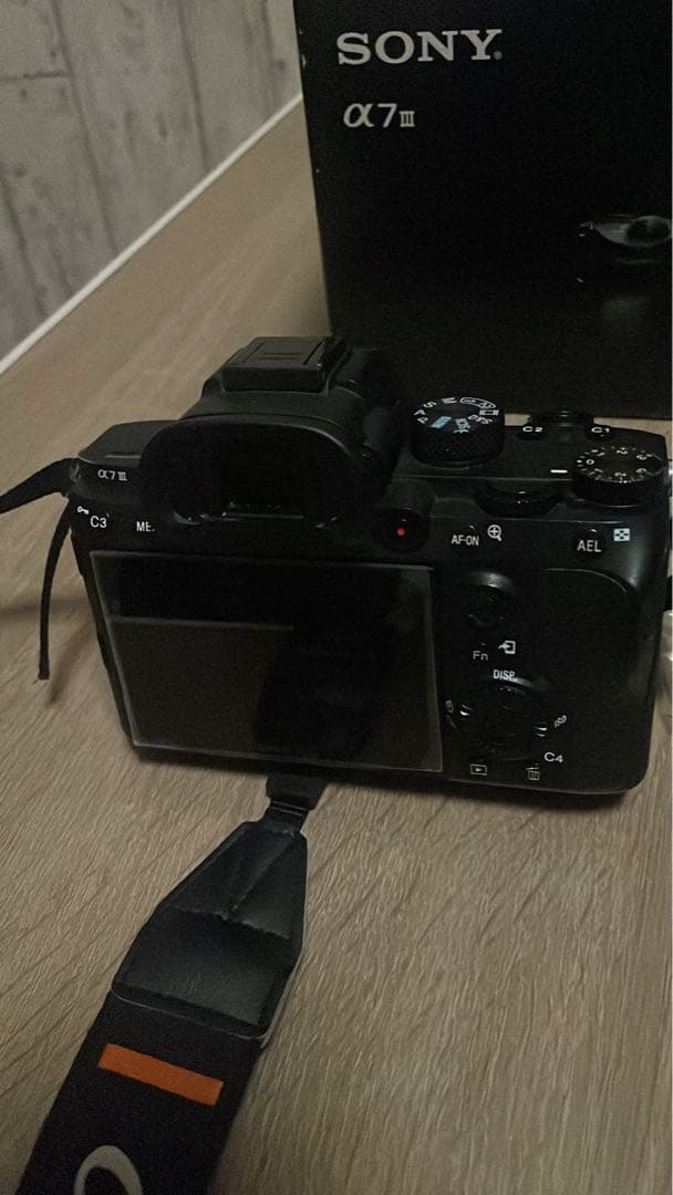 y*y様 動作確認済み！説明書ありの箱付きα7iiiボディ＋バッテリー+充電ケー