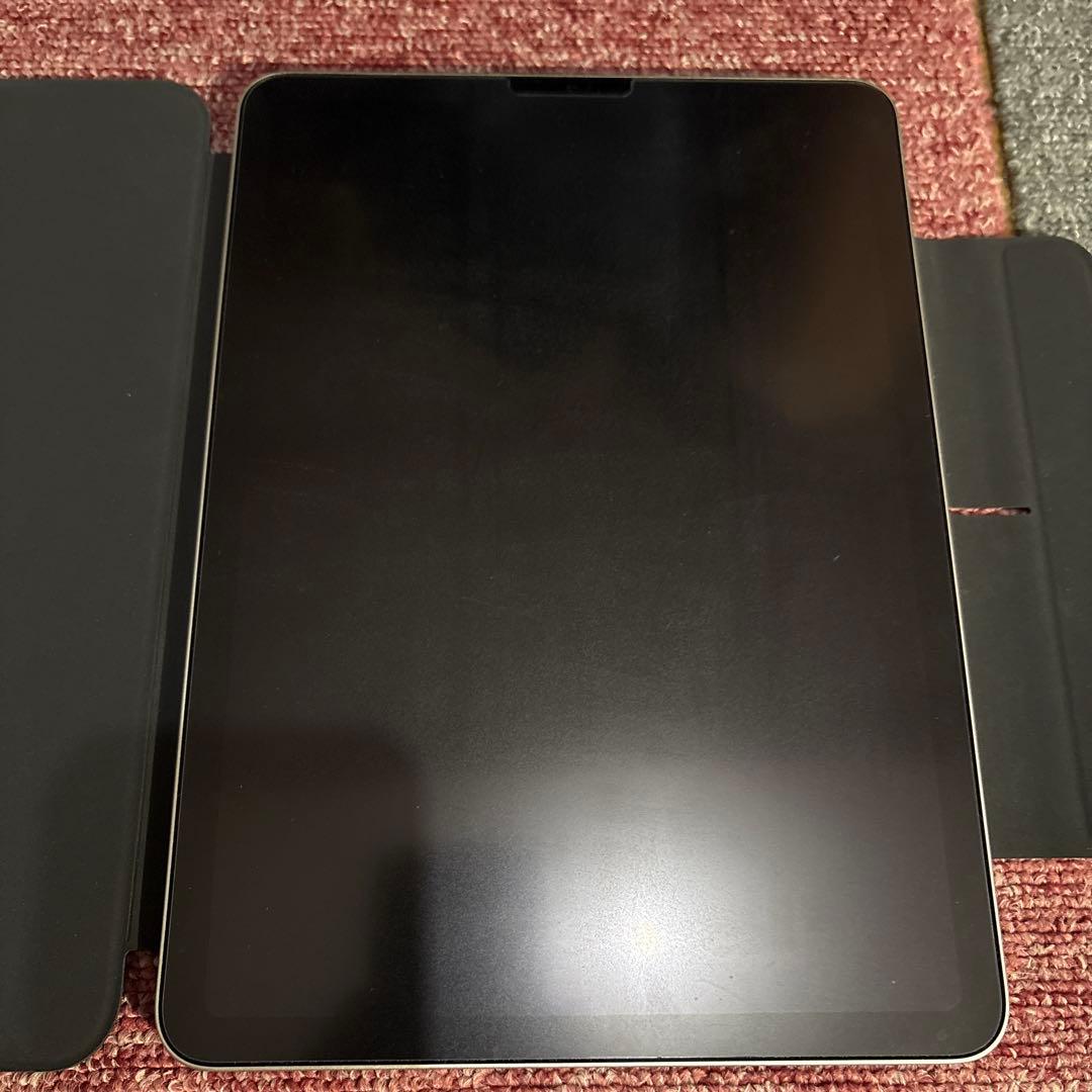 Apple iPad Air 第5世代 64GB 本体 カバー付き