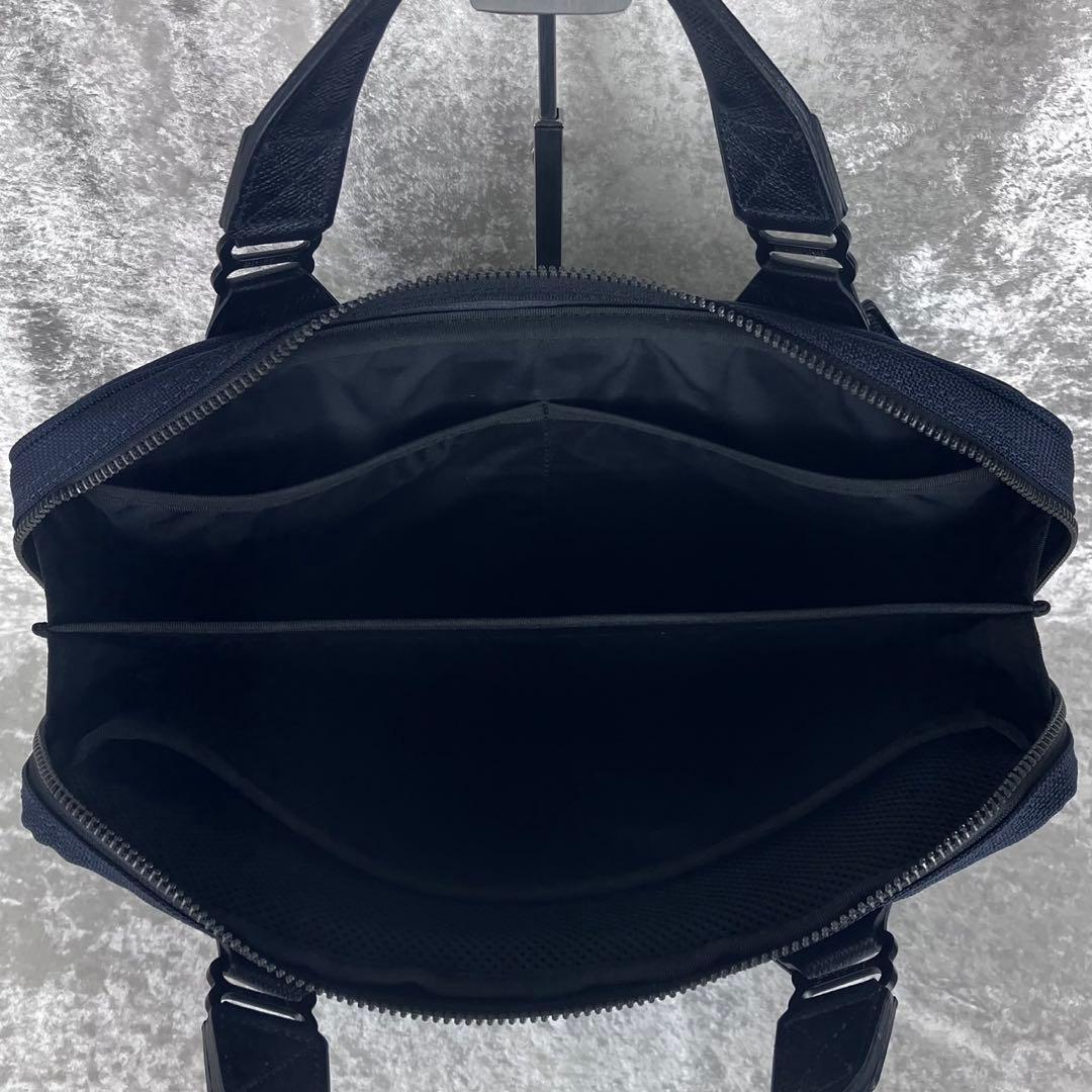 現行 極美品 ブリーフィング フュージョン ワンウェイ ブリーフケース ネイビー