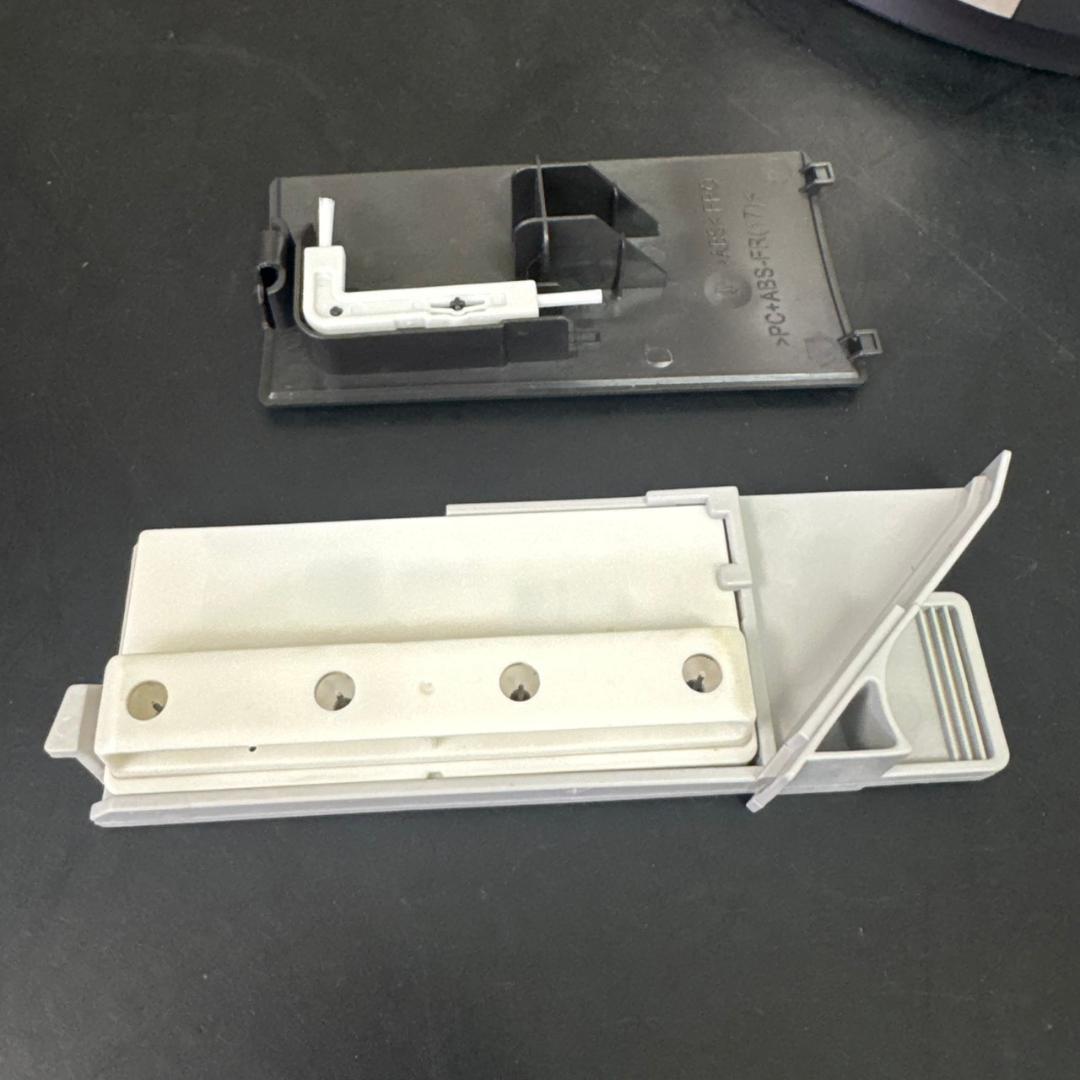 ☆シャープ　セラミックファンヒーター HOT＆COOL　PF-JTH1