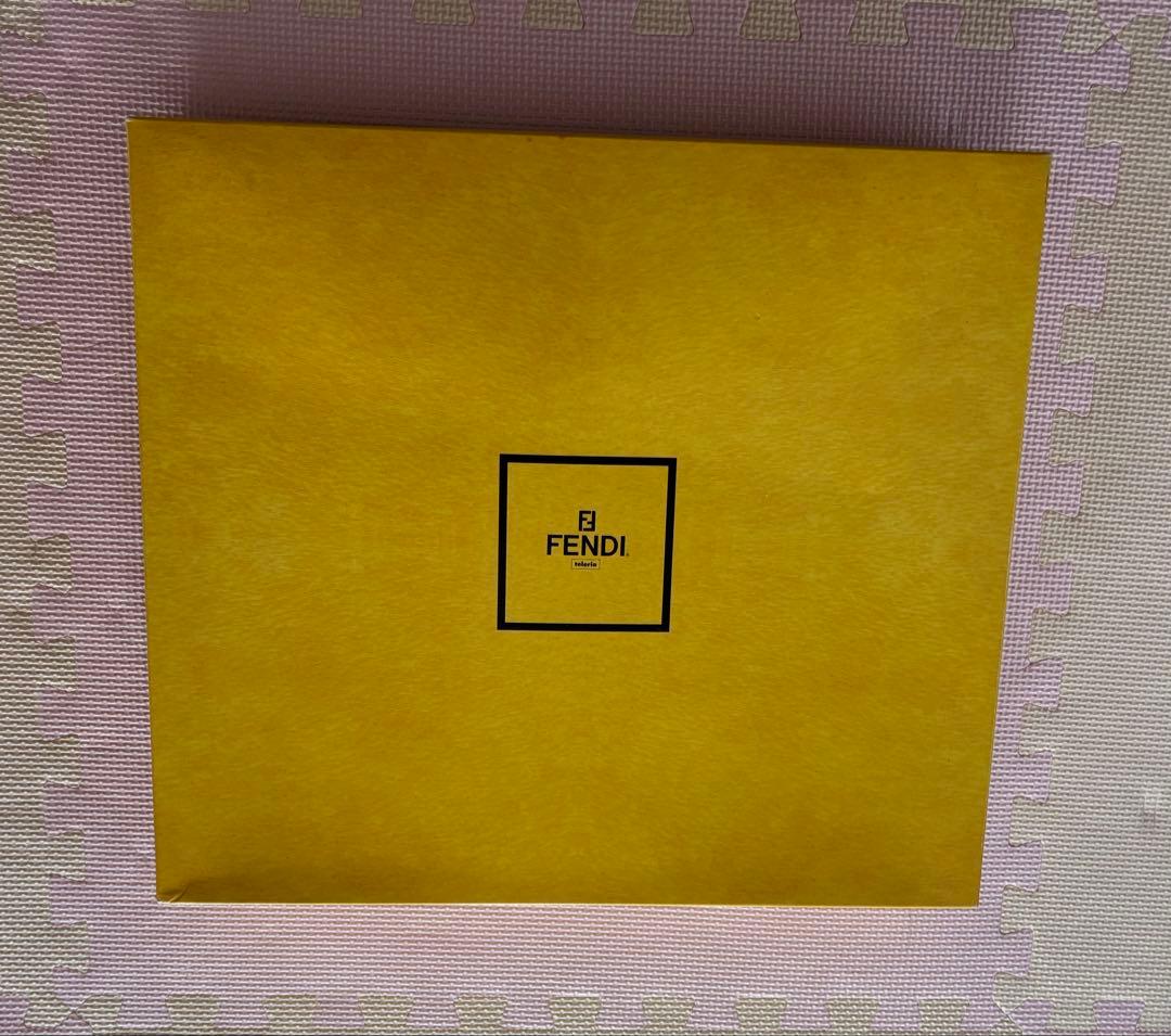 FENDI タオルケット