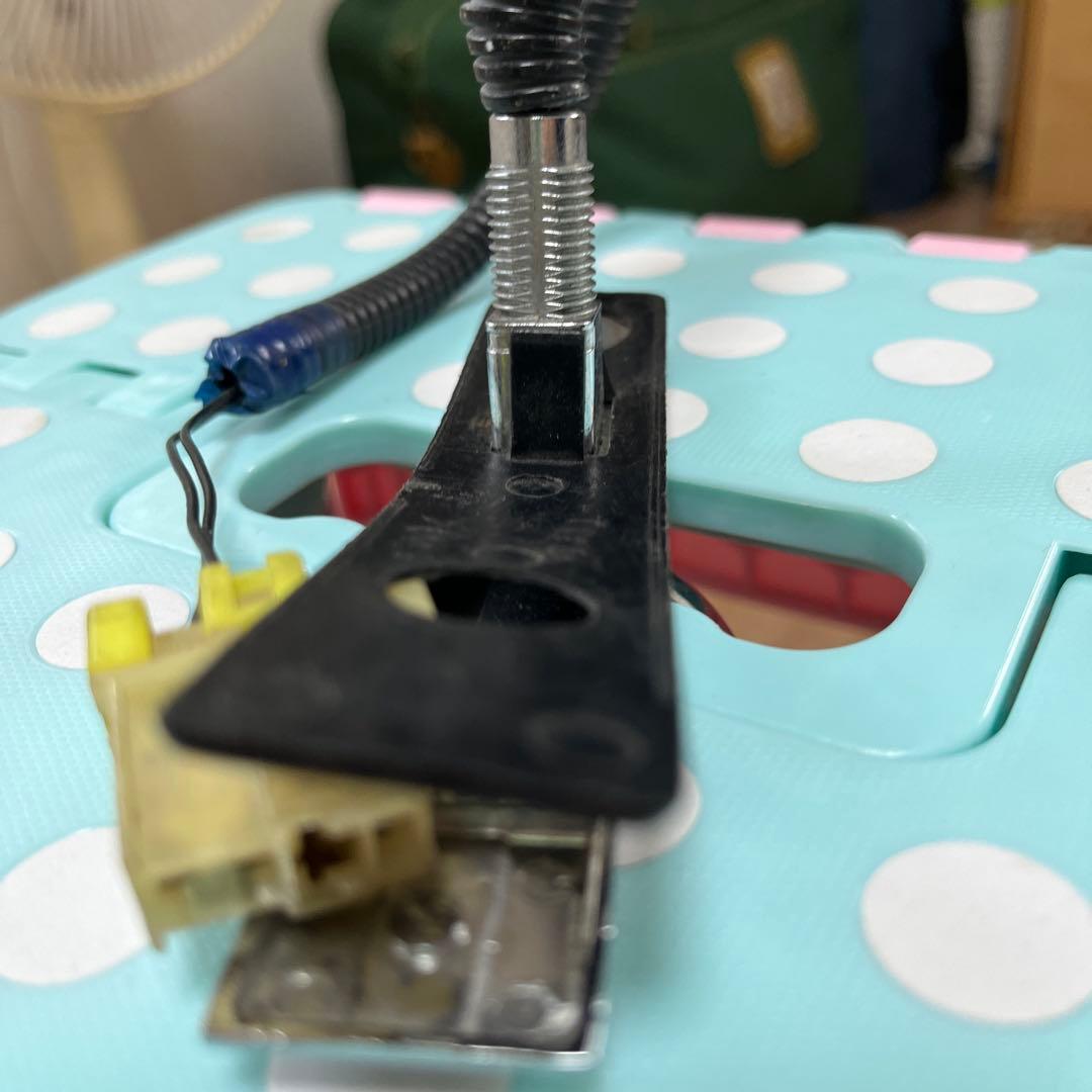 グロリアボンネットマスコットエンブレム