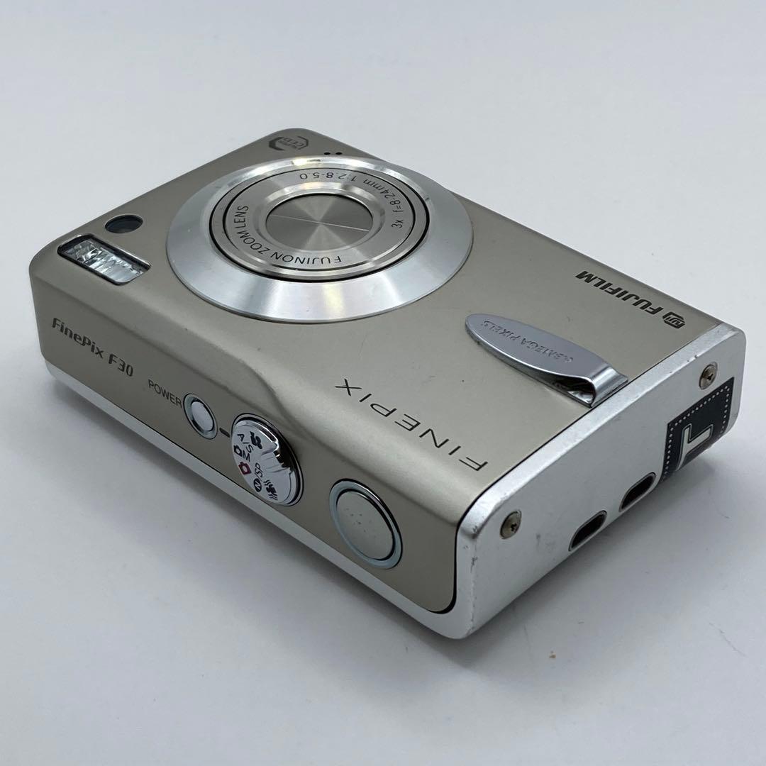 デジタルカメラ FUJIFILM FinePix F30