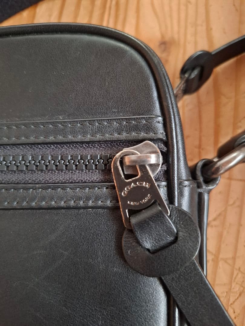 COACHテレインクロス ボディバッグ F72963 レザー 黒ショルダーバッグ