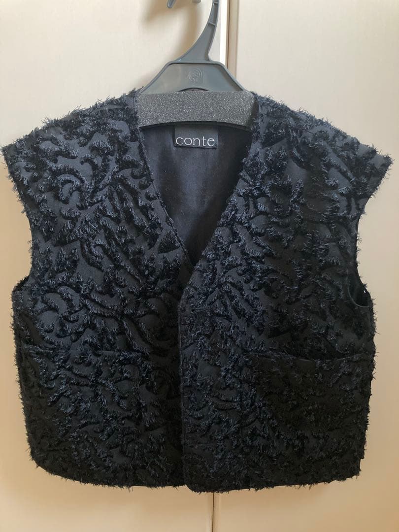 conte ブラック ジャカードベスト FREE