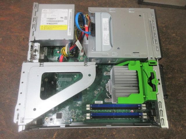 8送料込★ 富士通 ESPRIMO D588/TX i7 8th Genジャンク