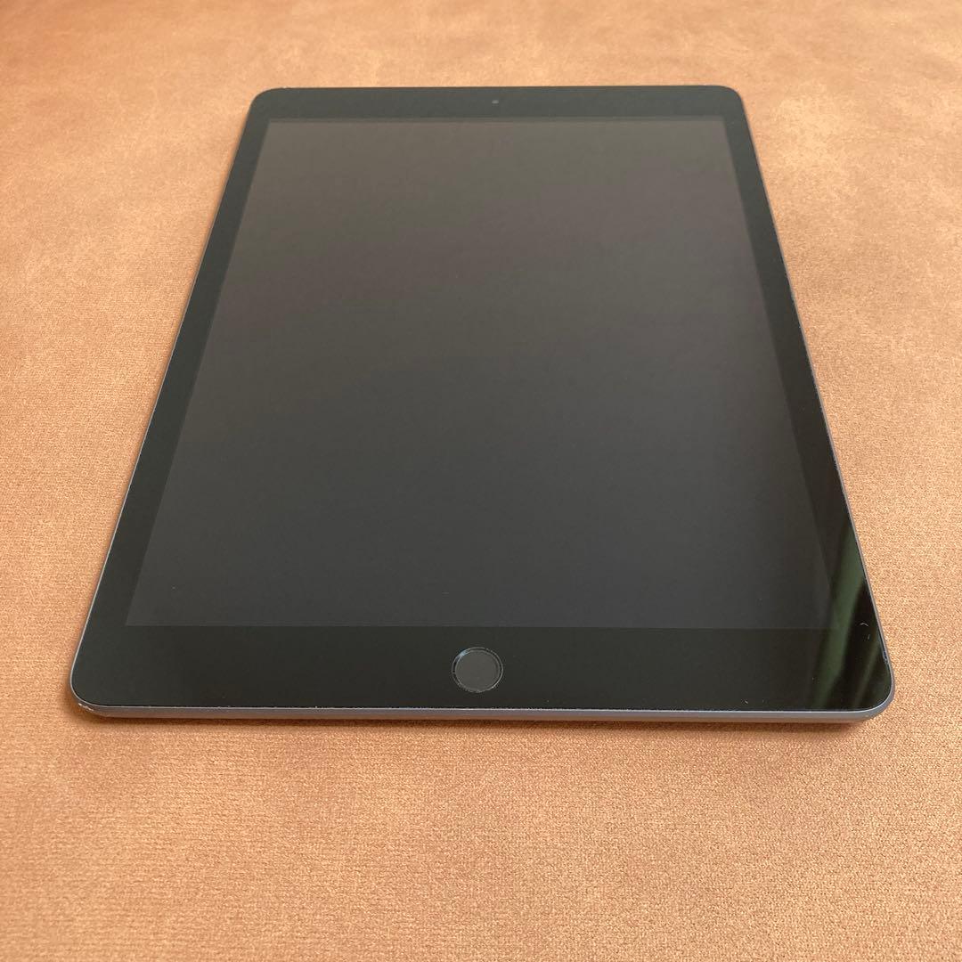 673【早い者勝ち】iPad8 第8世代 32GB SIMフリー☆
