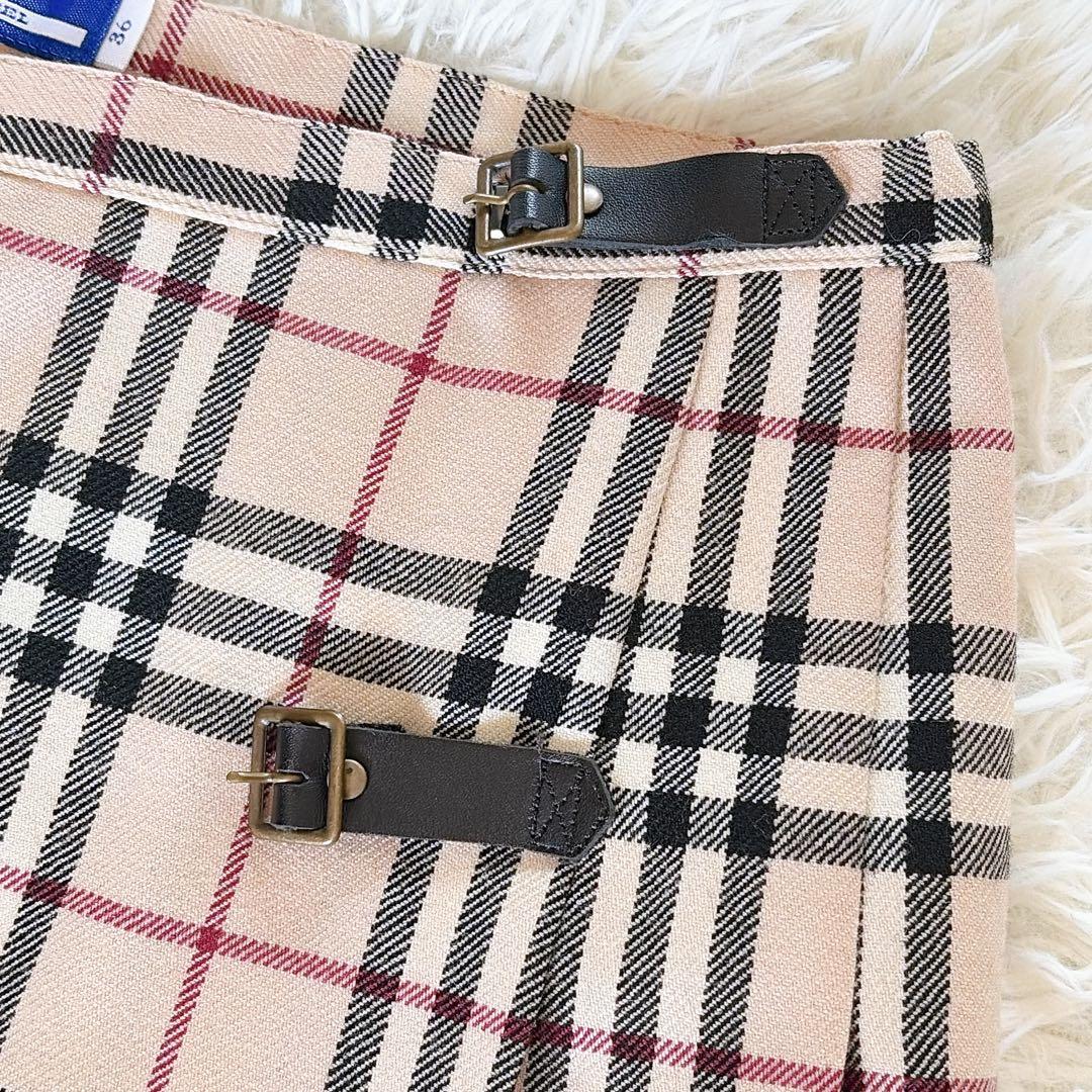 【バーバリーブルーレーベル】ベルトラッププリーツスカート フリンジ ノバチェック