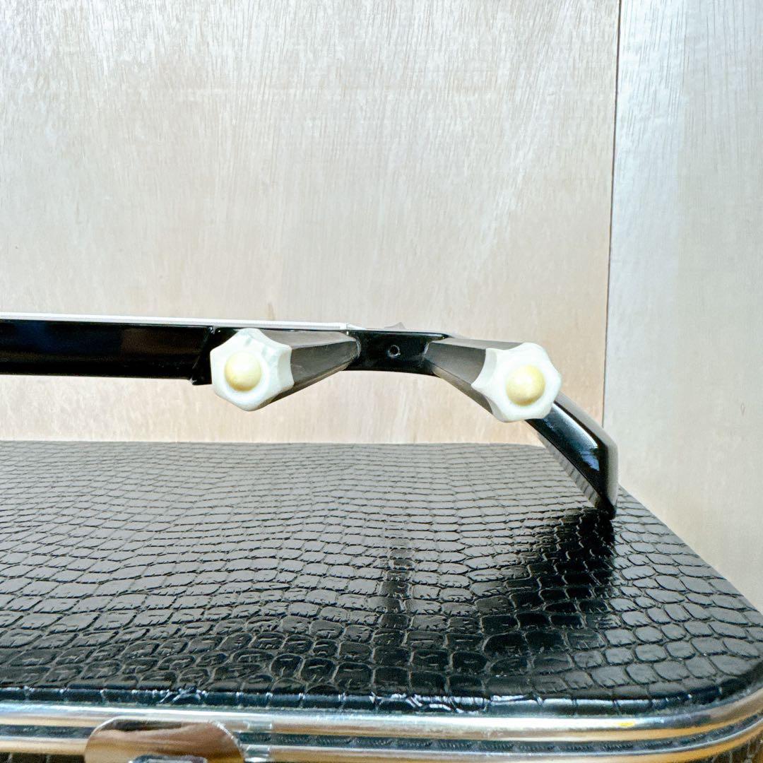 【美品】 初心者 入門 三線 沖縄三線 人工皮 ハードケース付き ツメ 駒