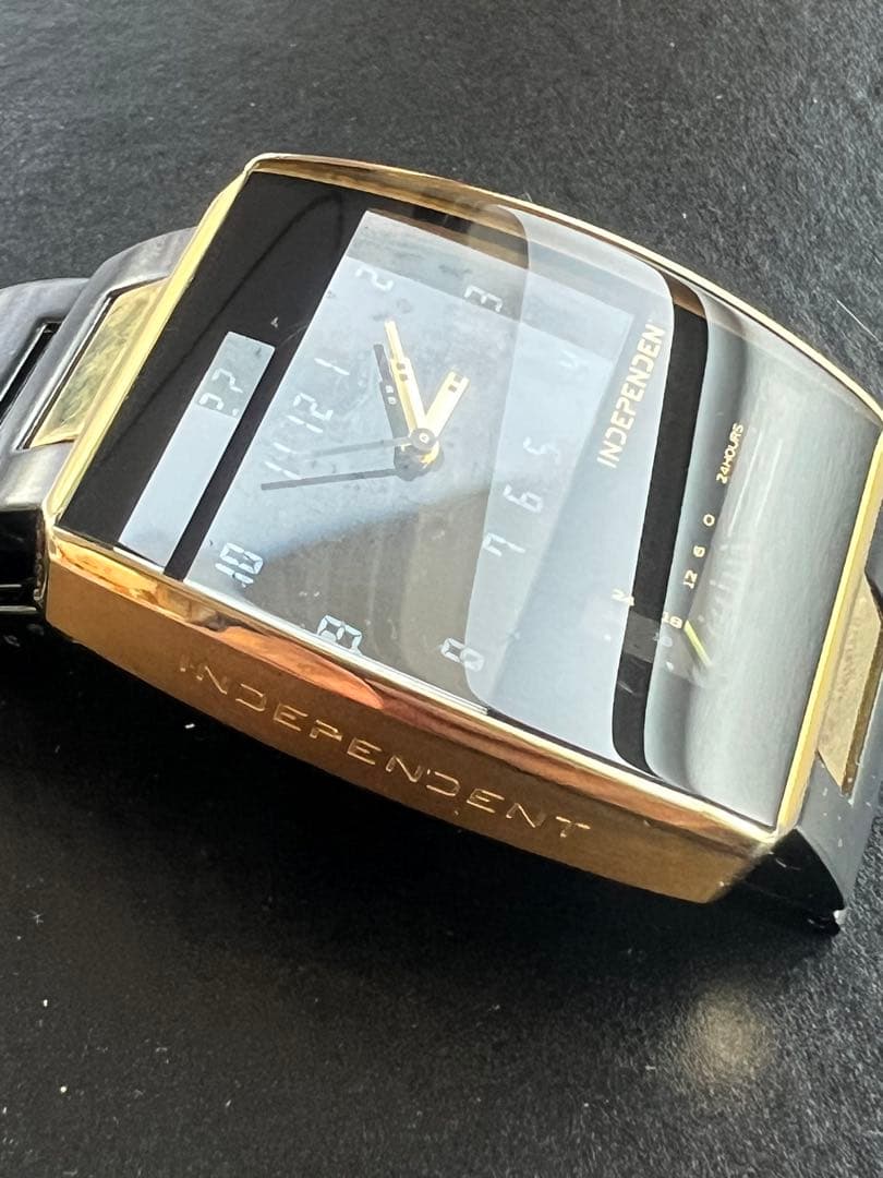 CITIZEN independent ナードフィクサー　腕時計