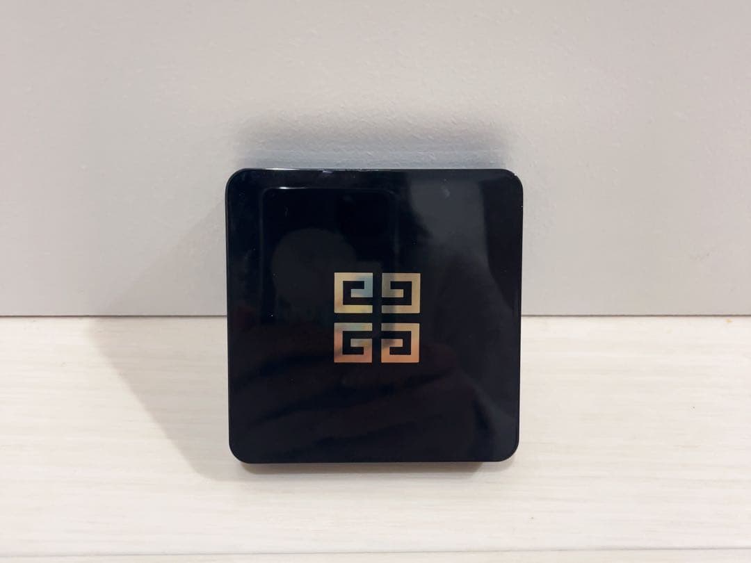 ジバンシー GIVENCHY ソワンノワール UVコンパクト