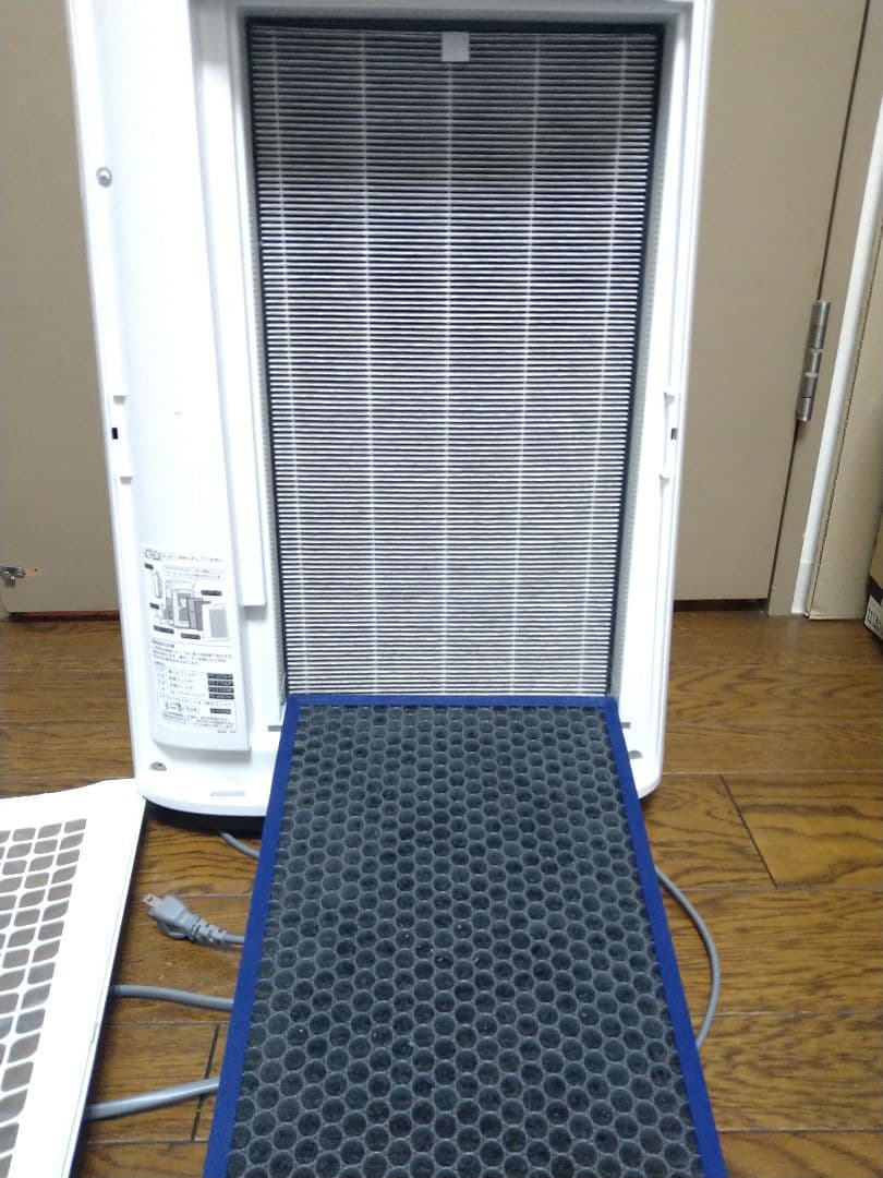 SHARP 加湿空気清浄機 KI-NS70-W ホワイト　2020年製