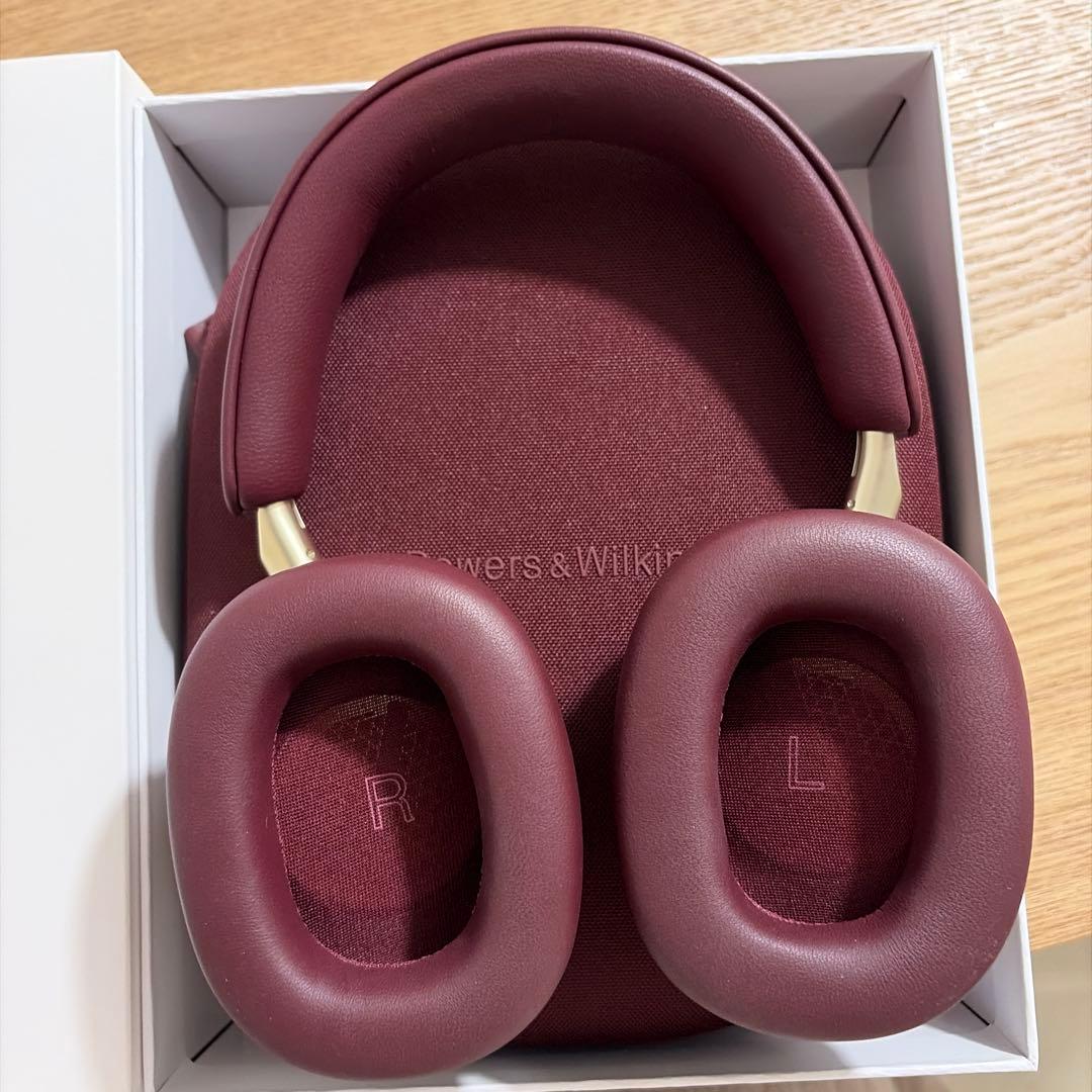 B&W PX8 ロイヤルバーガンディとGoFree2