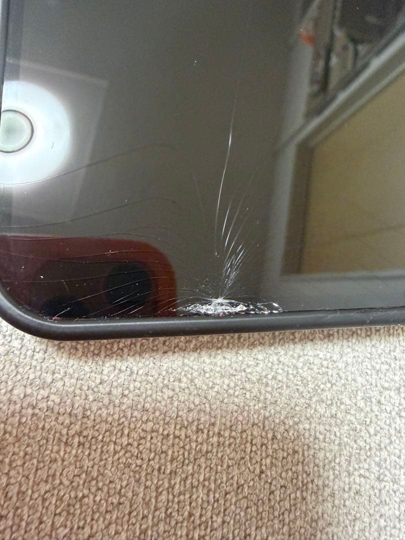 ジャミラ®︎　iPhone14 Plus レッド（256GB）SIMフリー