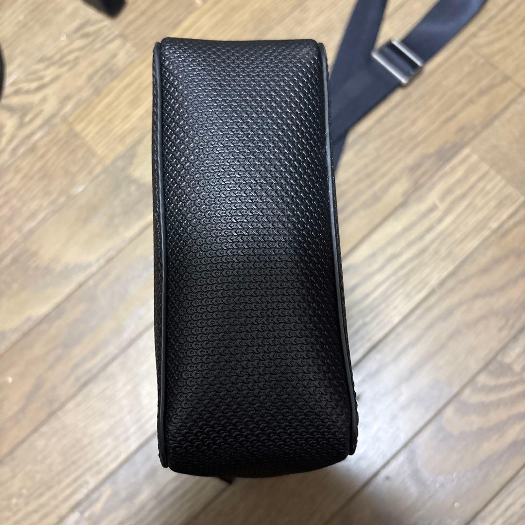 Lacoste ブラック ショルダーバッグ