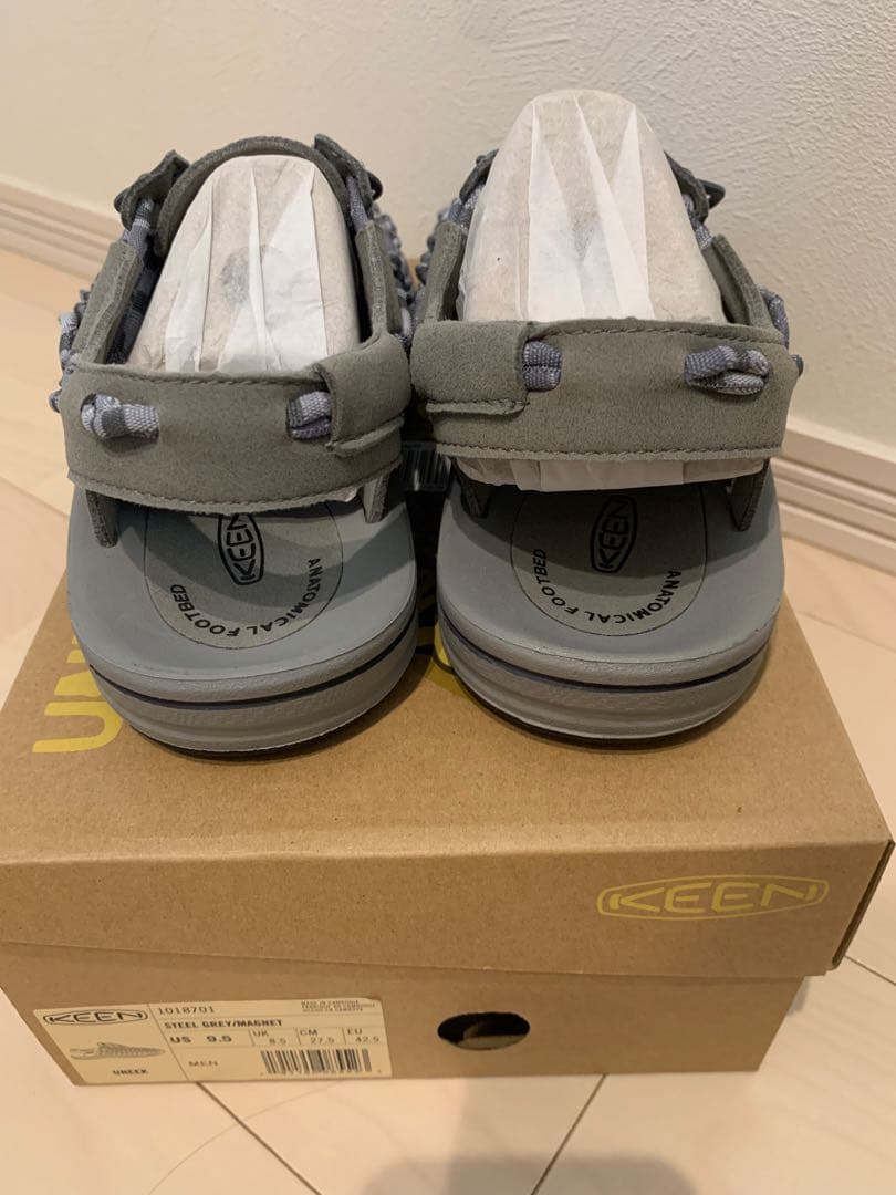 【新品未使用】KEEN Uneek サンダル グレー　size27.5