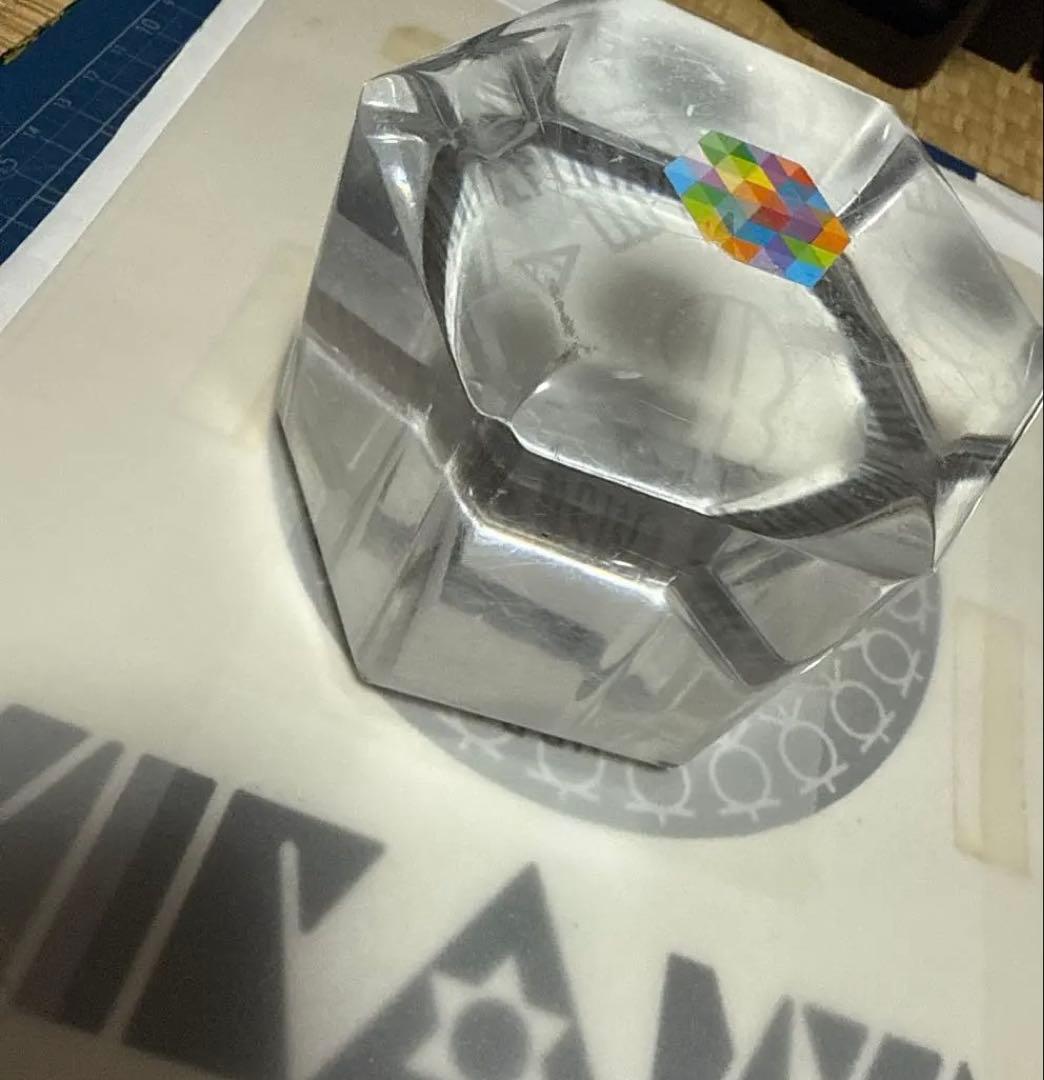 サ*ィ様 ヒランヤの初期アクリル六角柱