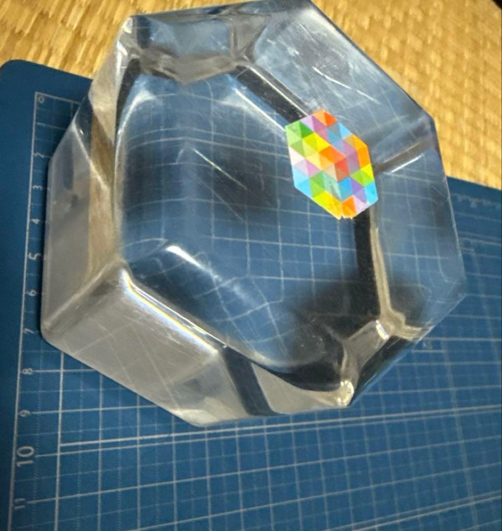 サ*ィ様 ヒランヤの初期アクリル六角柱