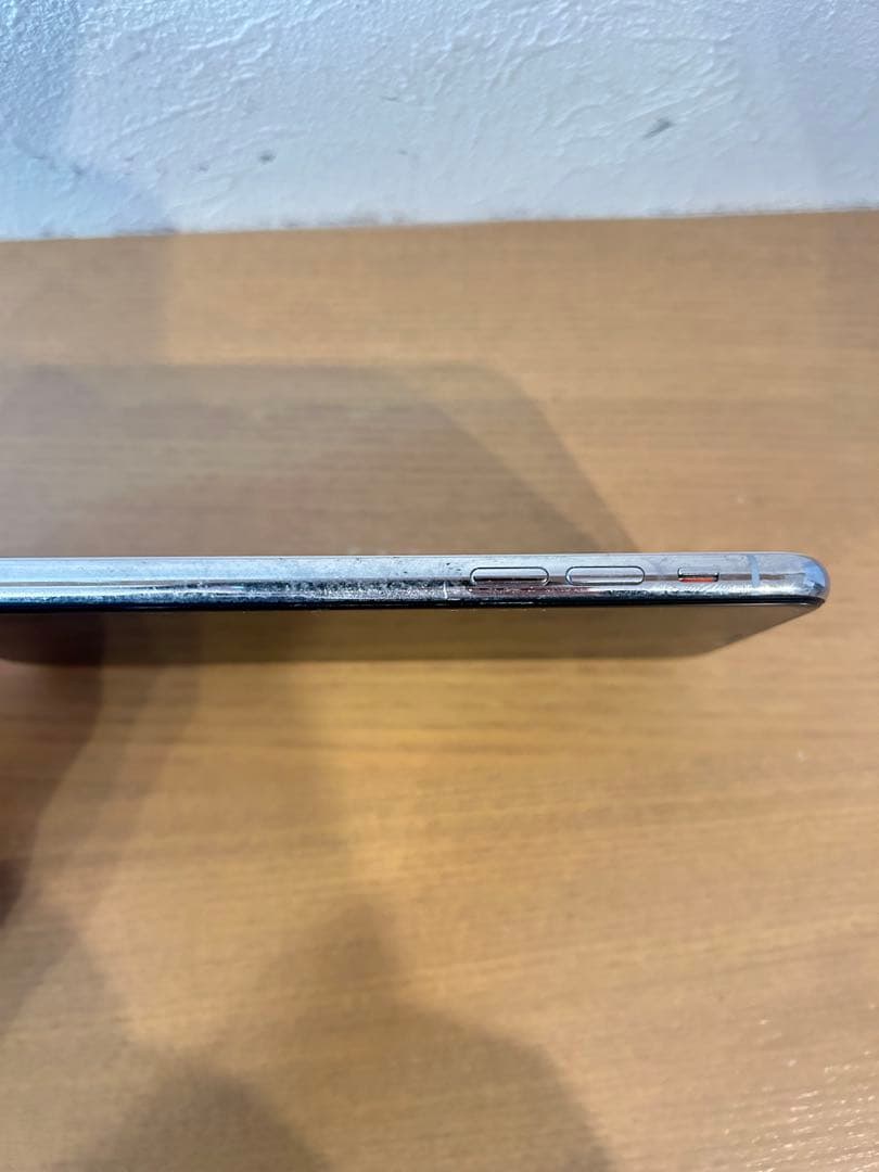 Apple iPhone X シルバー 本体