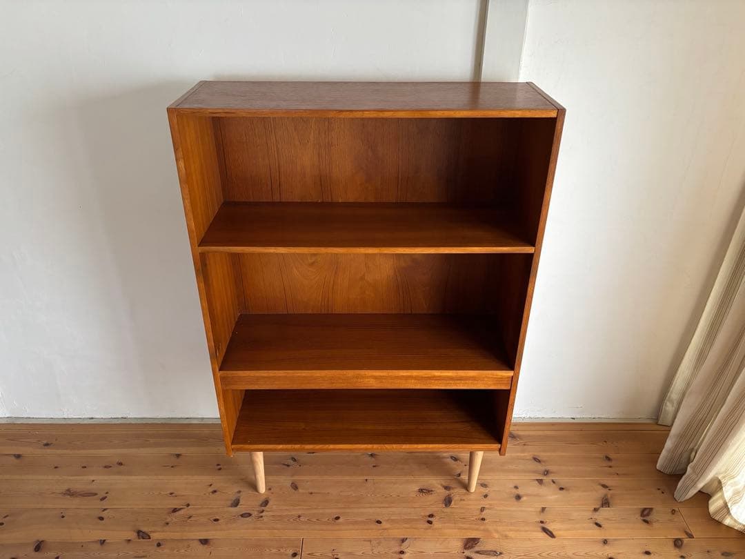 北欧ヴィンテージ　デンマーク　チーク　シェルフ