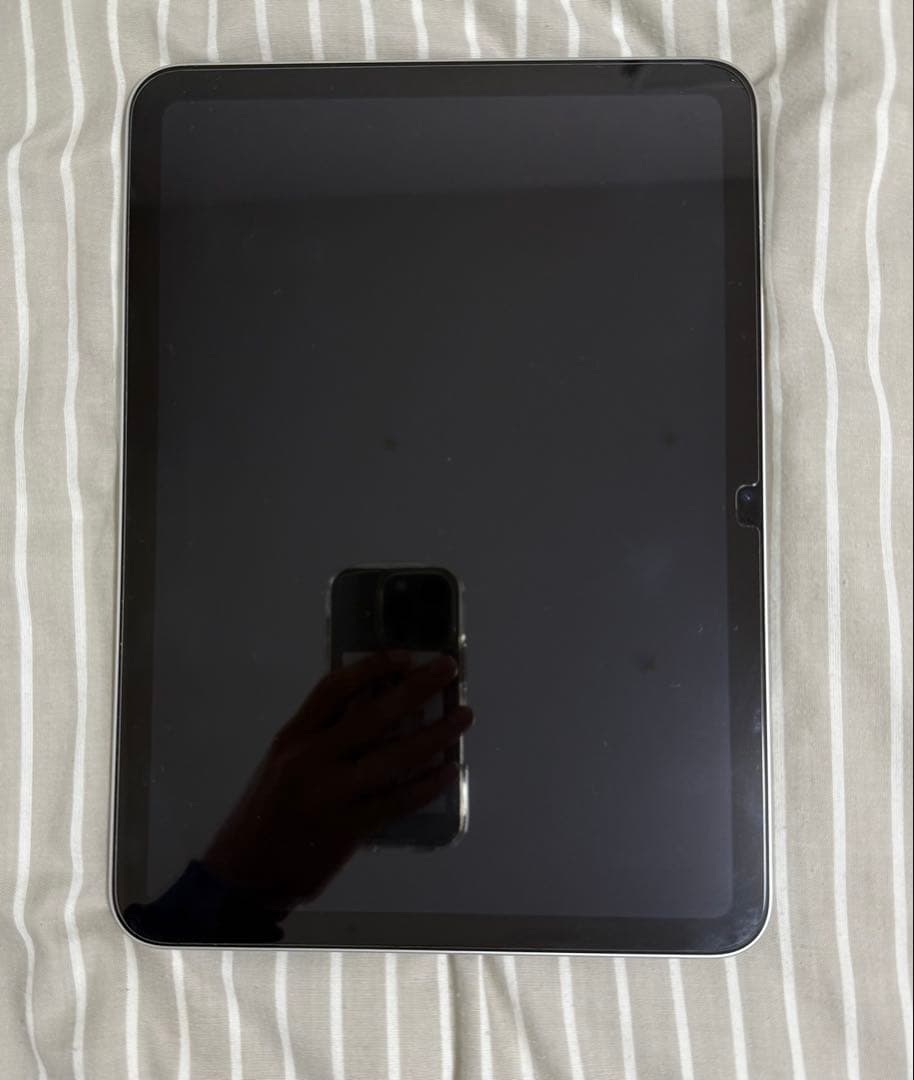 Apple iPad 代１０世代　256GB