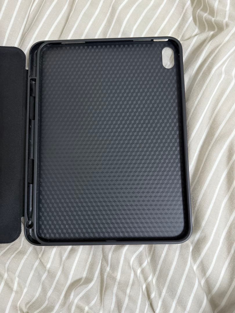 Apple iPad 代１０世代　256GB