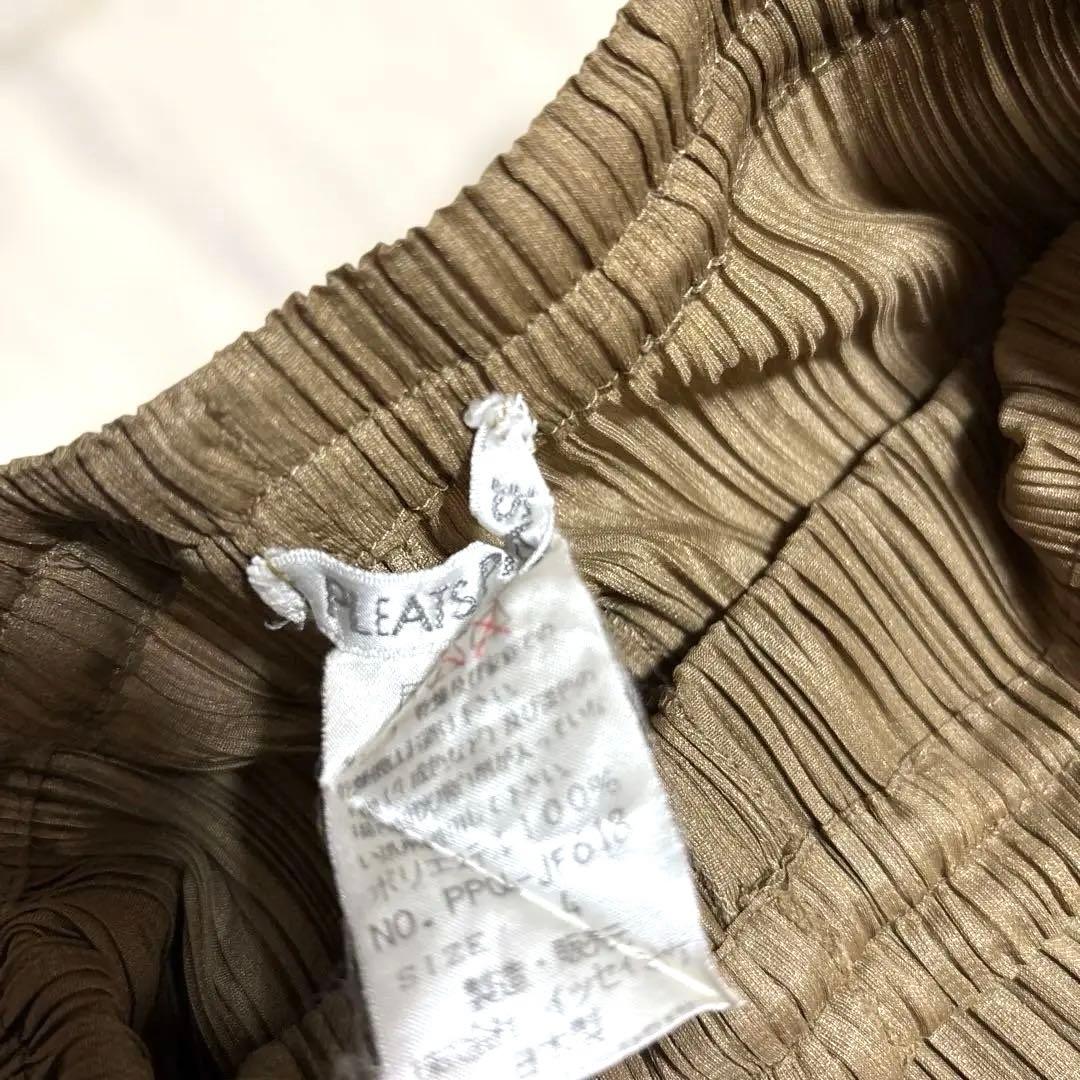 プリーツプリーズ　パンツ