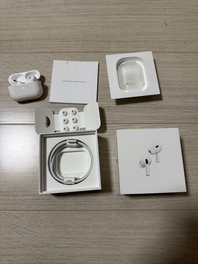 黒むつ Apple AirPods Pro 2 USB-C イヤホン新品