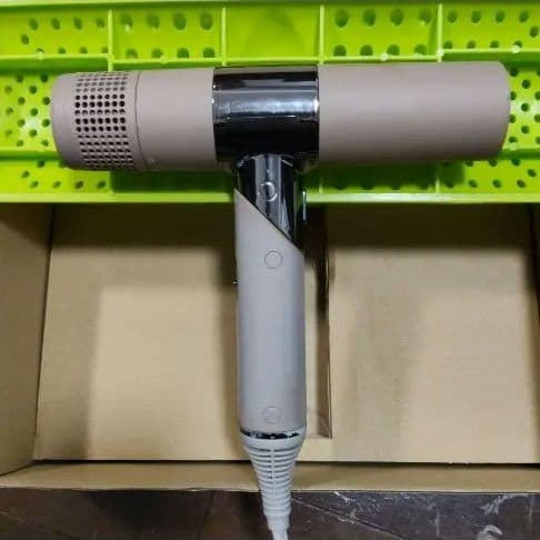 KINUJO ヘアドライヤー 3モード カタログ2種類付きです。