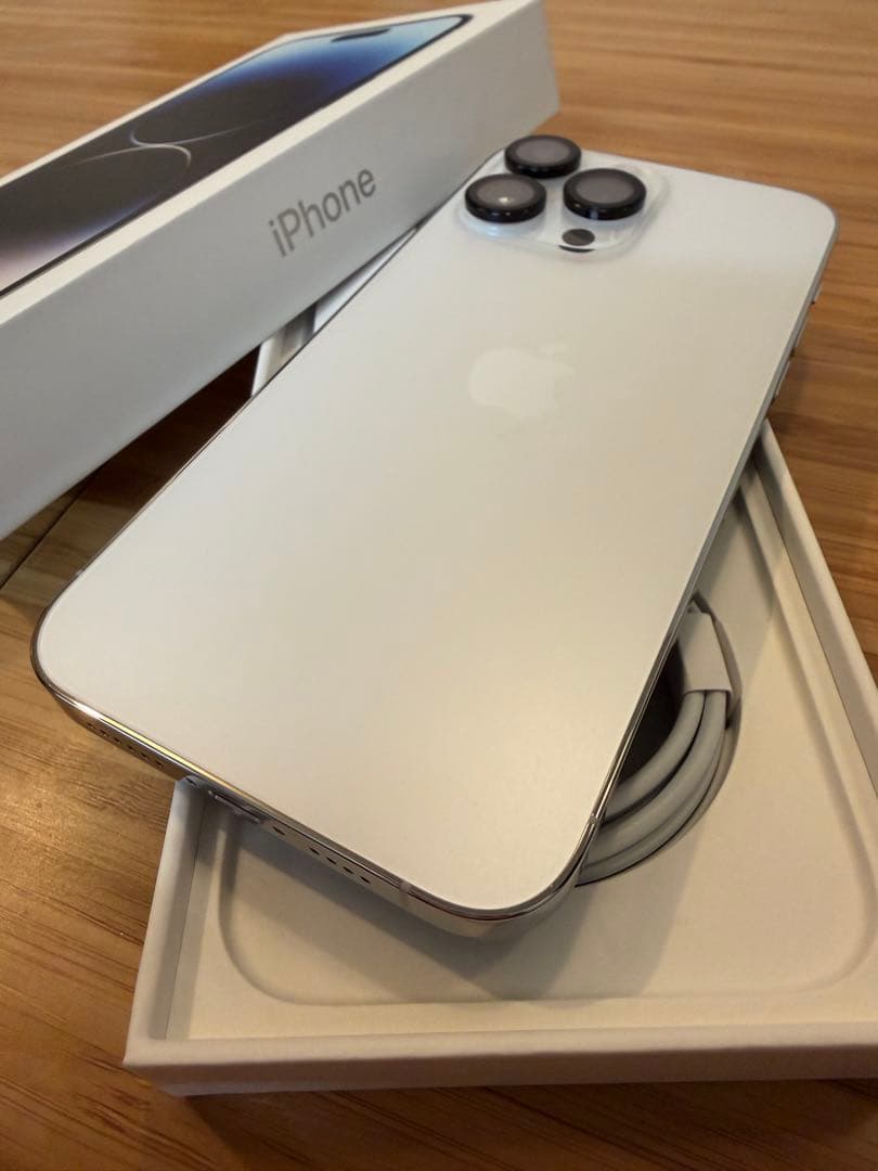iPhone 14 Pro Max 256gb シルバー 本体　sim free