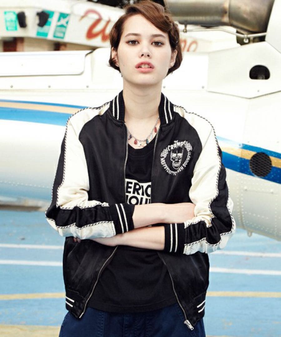 CR/WHAT'S BEHIND THE MASK刺繍 スカジャン