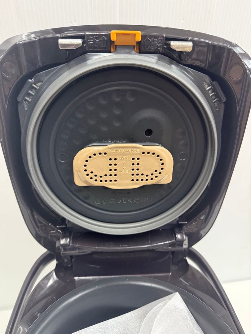 Zojirushi NP-ZW10 圧力IHジャー炊飯器　2022年製